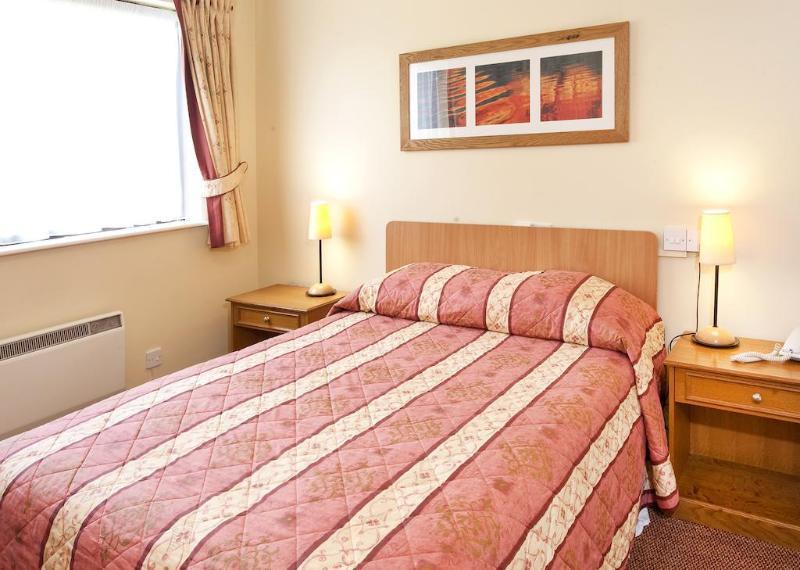 The Broughton Hotel By Greene King Inns Milton Keynes Bagian luar foto