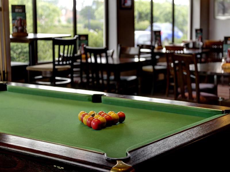 The Broughton Hotel By Greene King Inns Milton Keynes Bagian luar foto